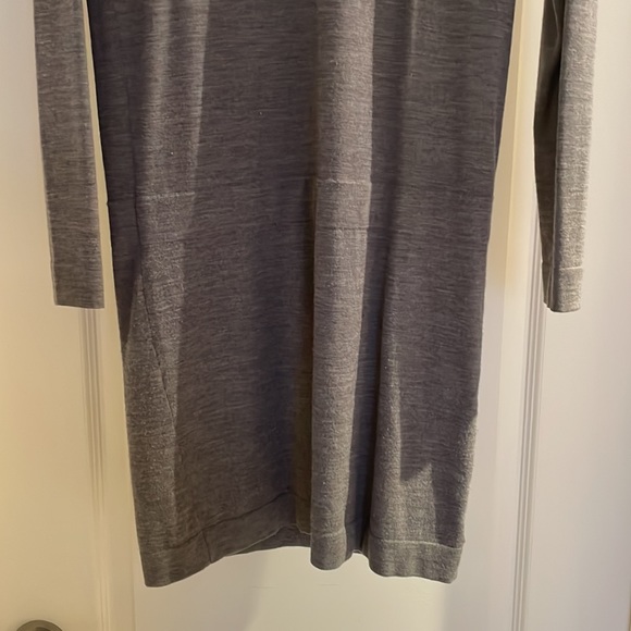 Theory Wool sweater Dress - Picture 4 of 4